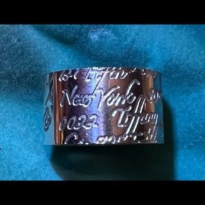 Gorgeous authentic Tiffany & Co. Notes Collection Sterling Silver band ring